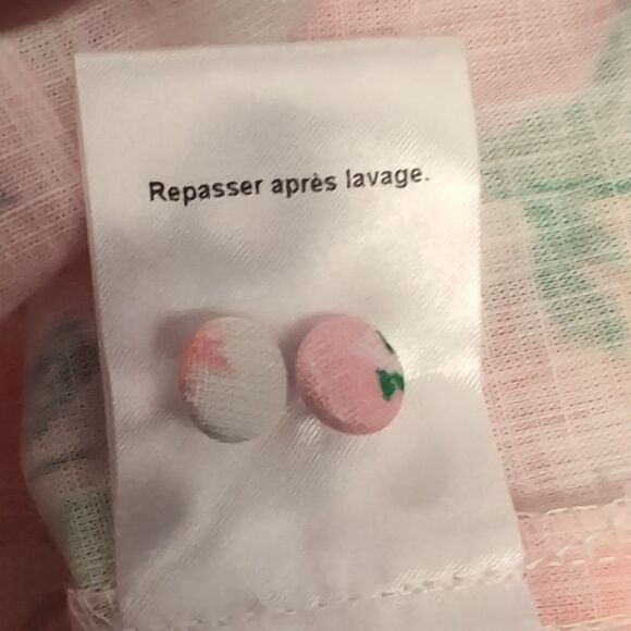 Nwot Floral Watercolor Pink White Button Down Blouse Small Maison Stella - Picture 6 of 7